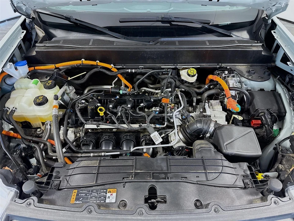 2022 Ford Maverick - Image 25 of 31