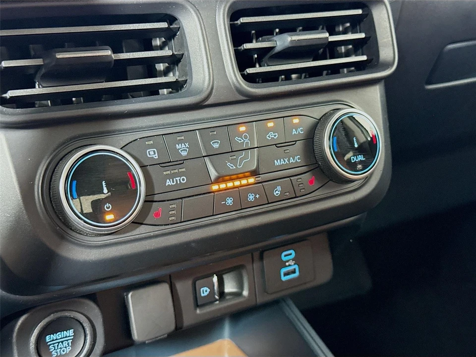 2022 Ford Maverick - Image 13 of 31