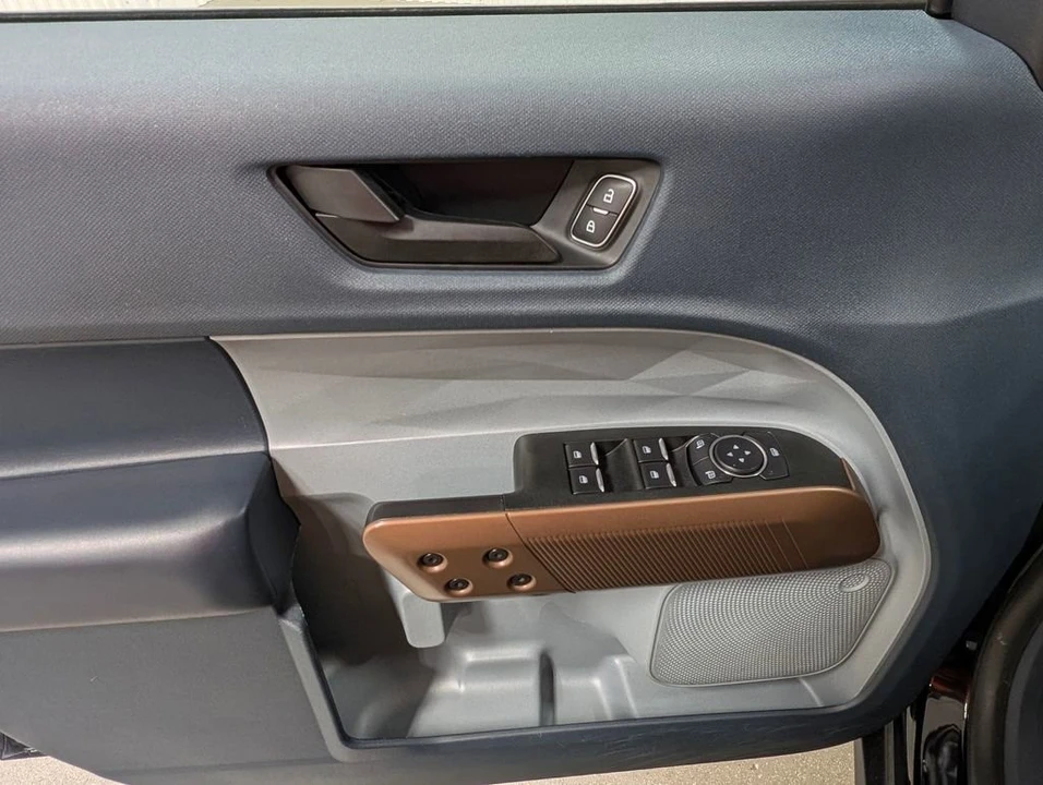 2022 Ford Maverick - Image 10 of 27