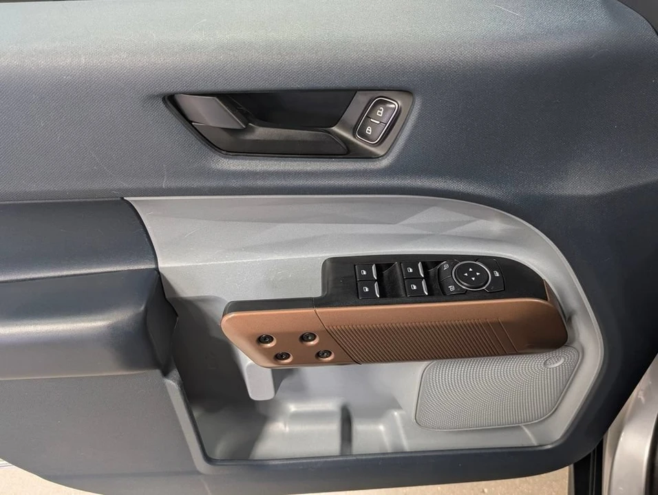 2022 Ford Maverick - Image 10 of 27