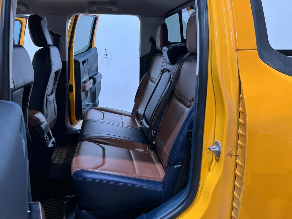 2022 Ford Maverick - Image 17 of 31