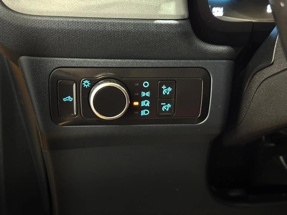 2022 Ford Maverick - Image 27 of 31