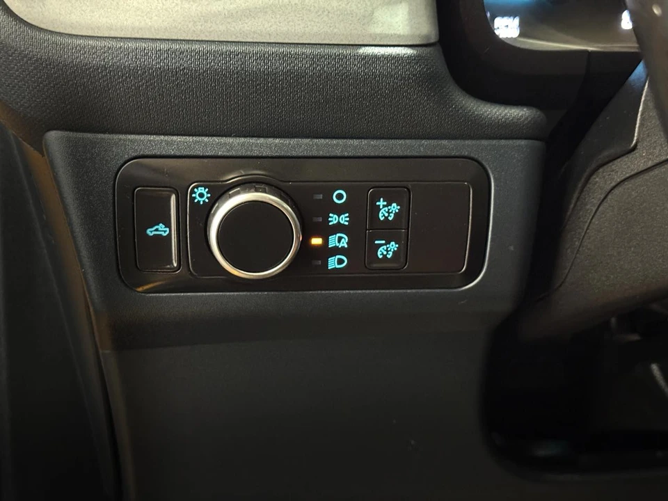 2022 Ford Maverick - Image 29 of 31