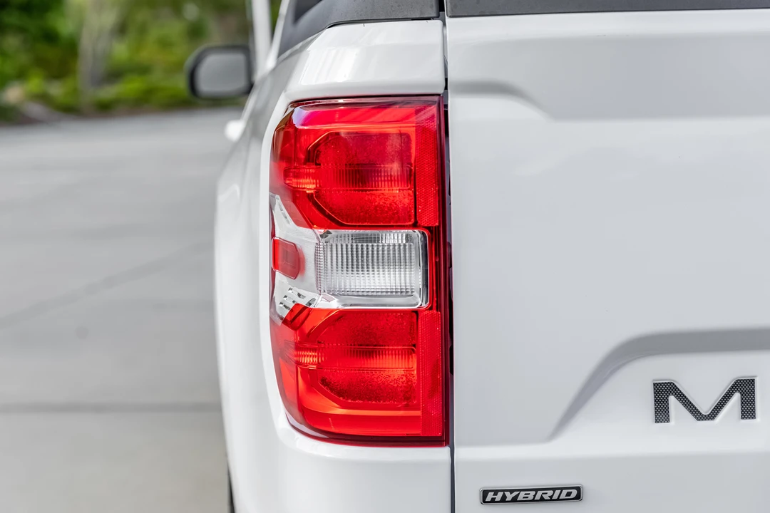 2022 Ford Maverick - Image 15 of 31