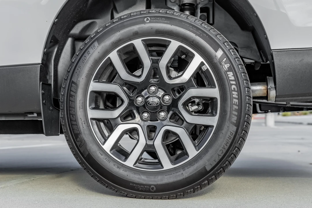 2022 Ford Maverick - Image 24 of 31