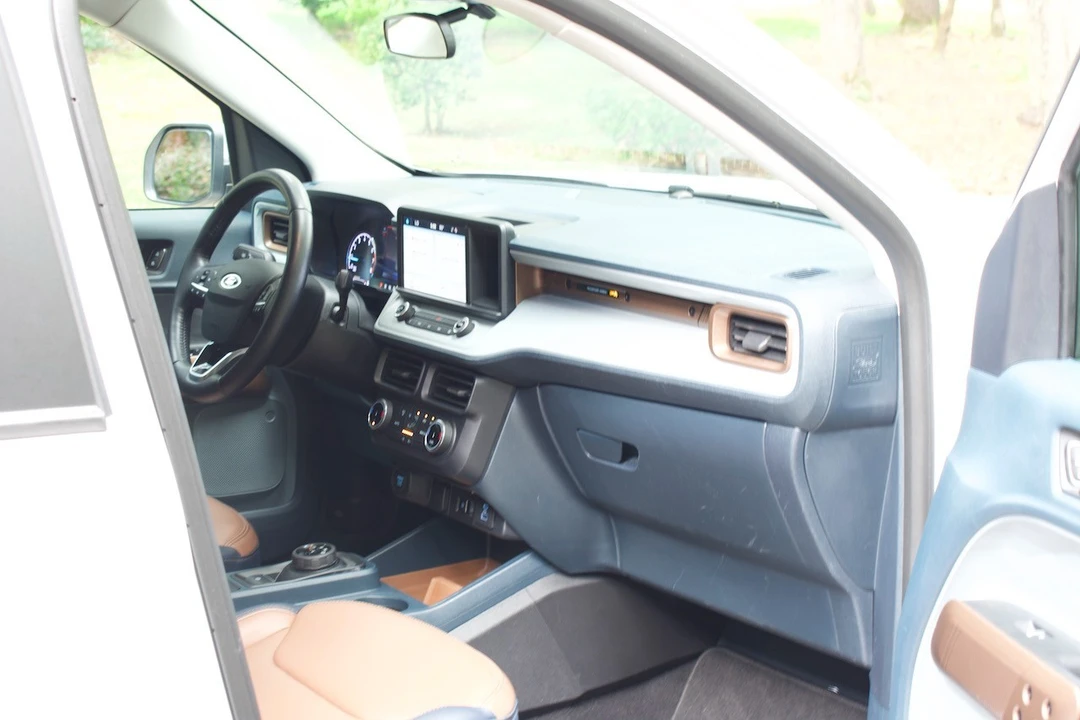 2022 Ford Maverick - Image 22 of 24