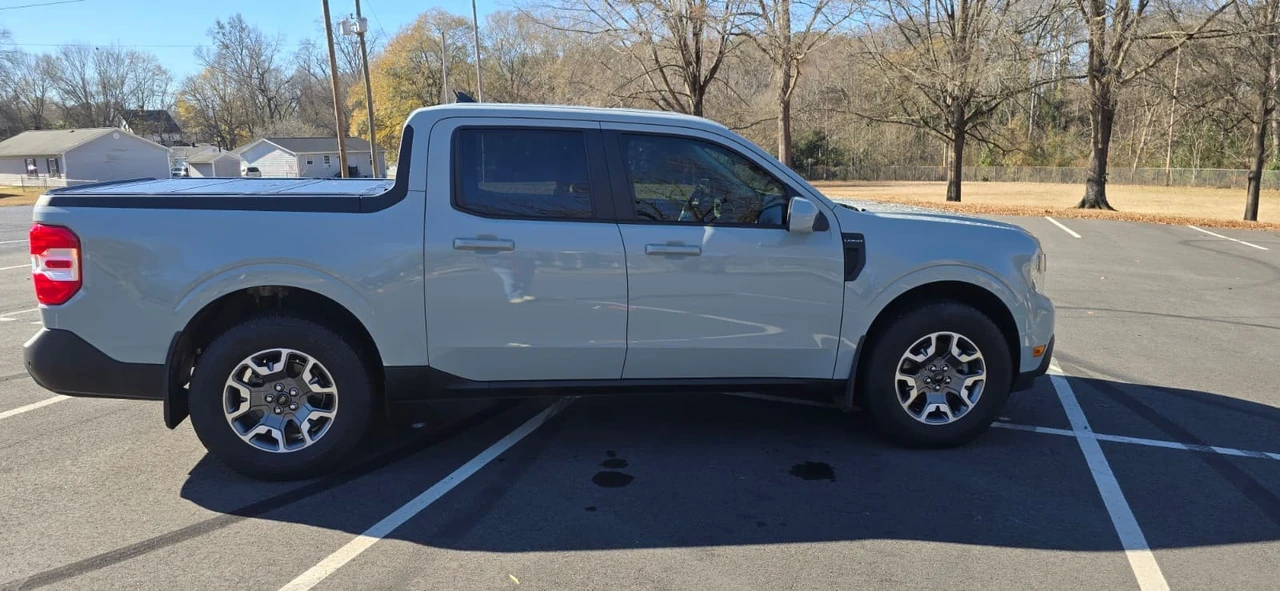 2022 Ford Maverick - Image 13 of 16