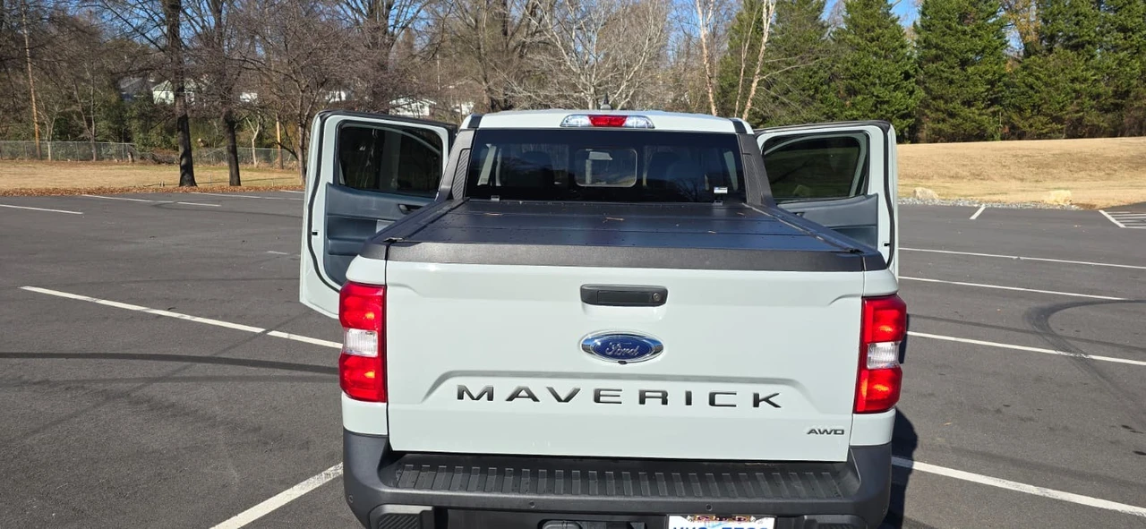 2022 Ford Maverick - Image 7 of 16
