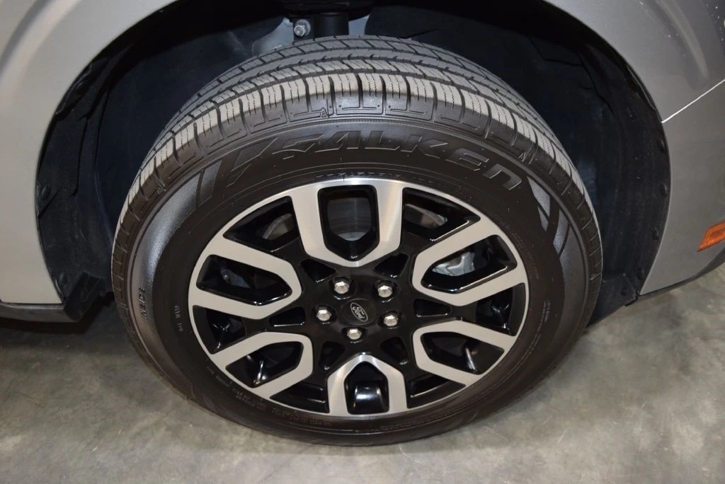2022 Ford Maverick - Image 10 of 12