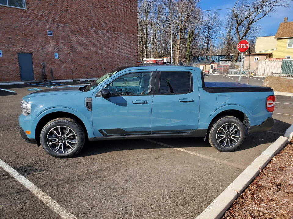 2022 Ford Maverick - Image 8 of 31