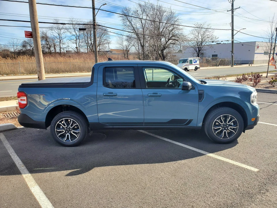 2022 Ford Maverick - Image 19 of 31