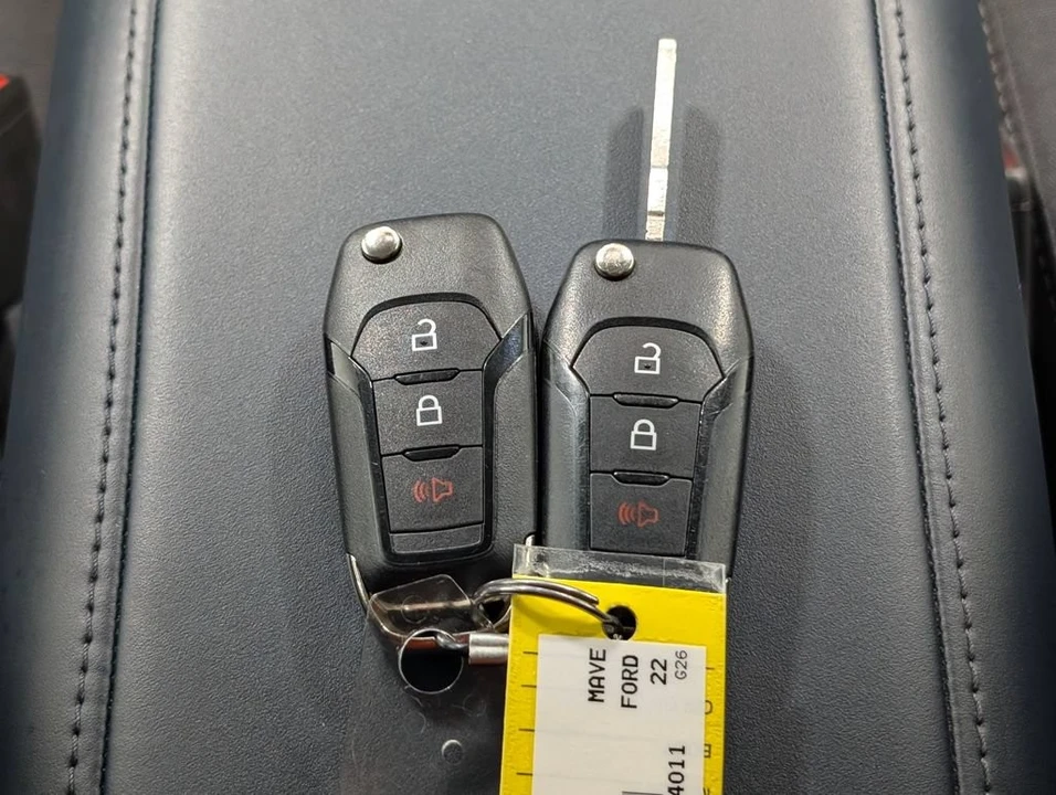 2022 Ford Maverick - Image 19 of 25