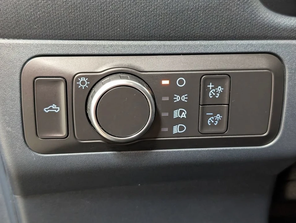 2022 Ford Maverick - Image 9 of 25