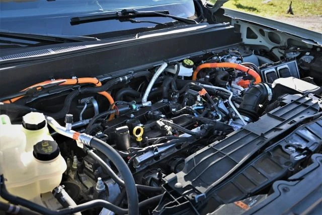 2022 Ford Maverick - Image 14 of 15
