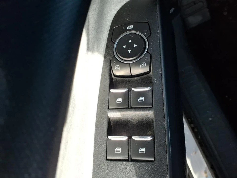 2022 Ford Maverick - Image 15 of 21
