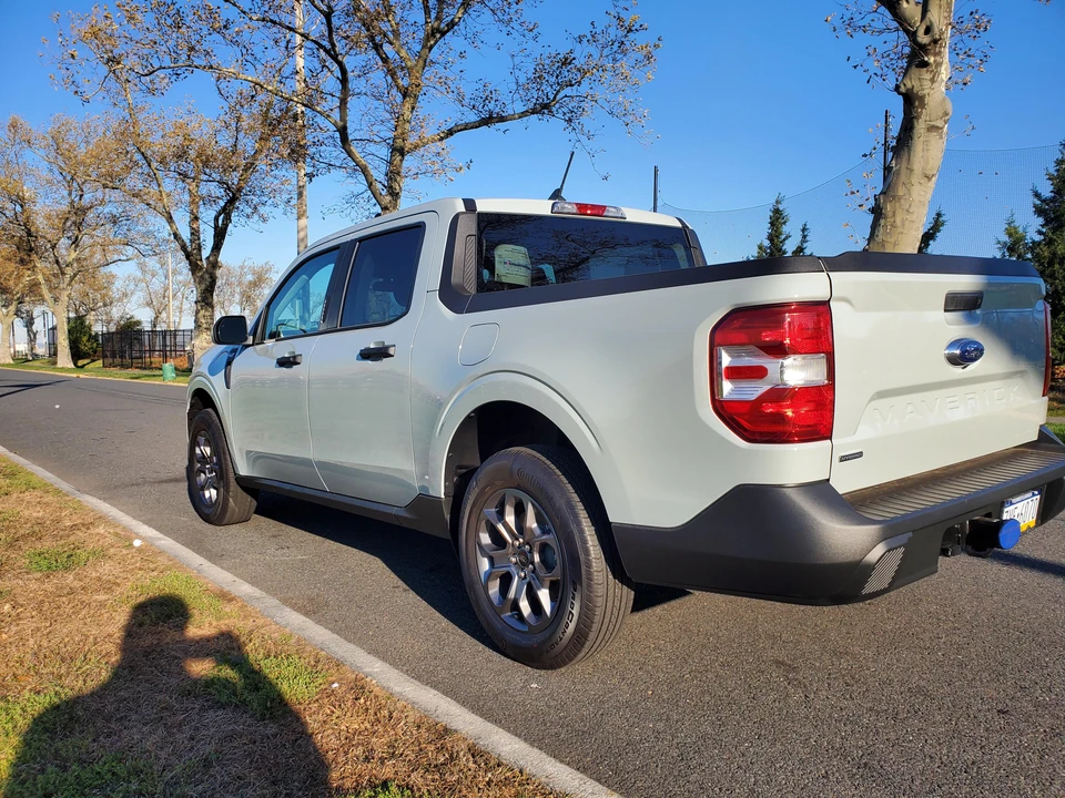 2022 Ford Maverick - Image 9 of 31