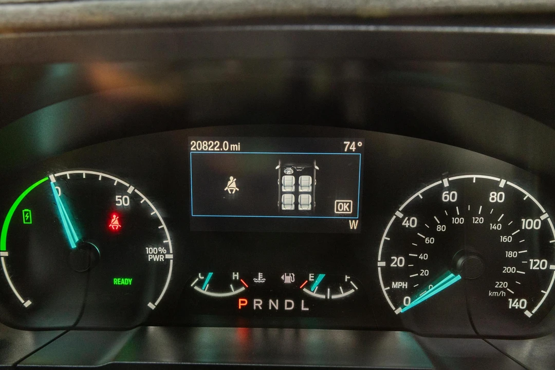2022 Ford Maverick - Image 27 of 31