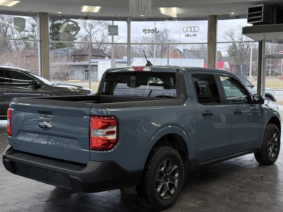 2022 Ford Maverick - Image 11 of 12