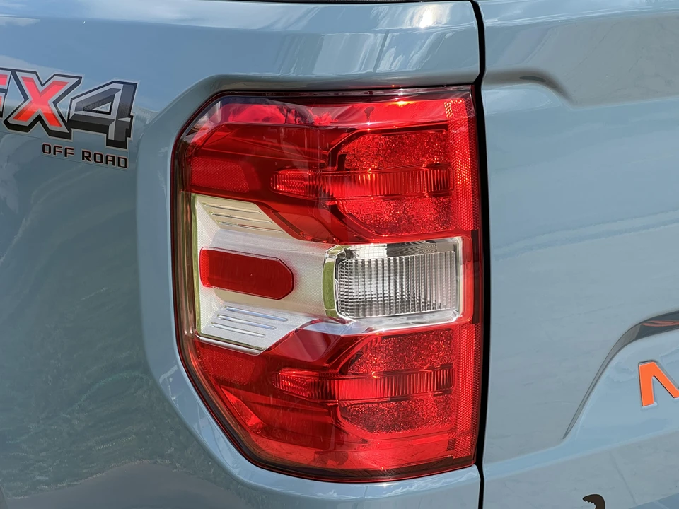 2022 Ford Maverick - Image 27 of 31