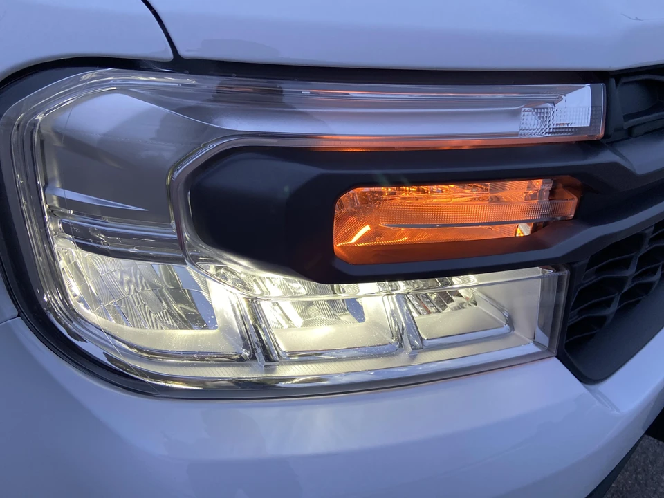 2022 Ford Maverick - Image 16 of 31