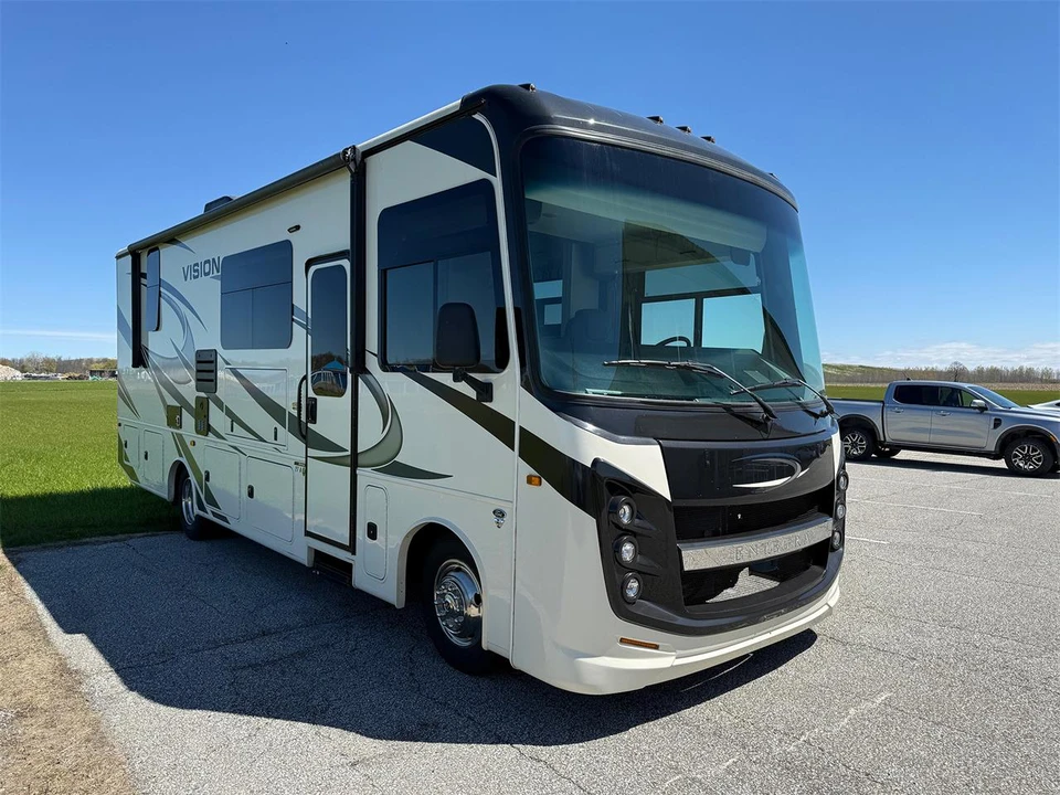2022 Ford - Image 9 of 30