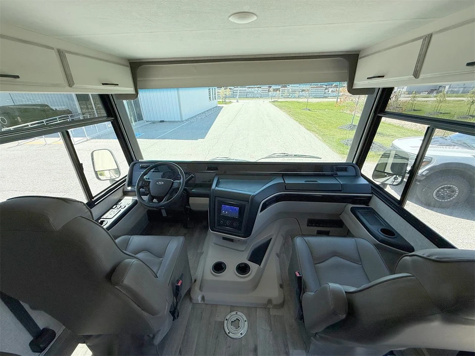2022 Ford - Image 17 of 30