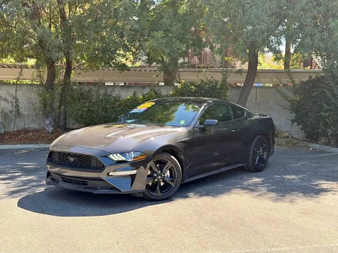 2022 Ford Mustang EcoBoost Coupe 2D