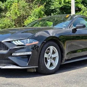 2022 Ford Mustang EcoBoost
