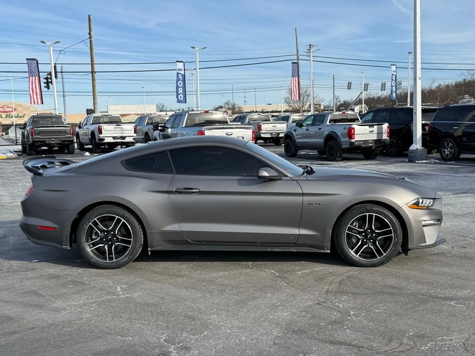 2022 Ford S550 Mustang - Image 2 of 12