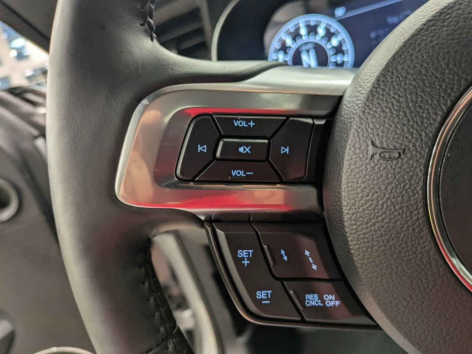 2022 Ford - Image 17 of 31