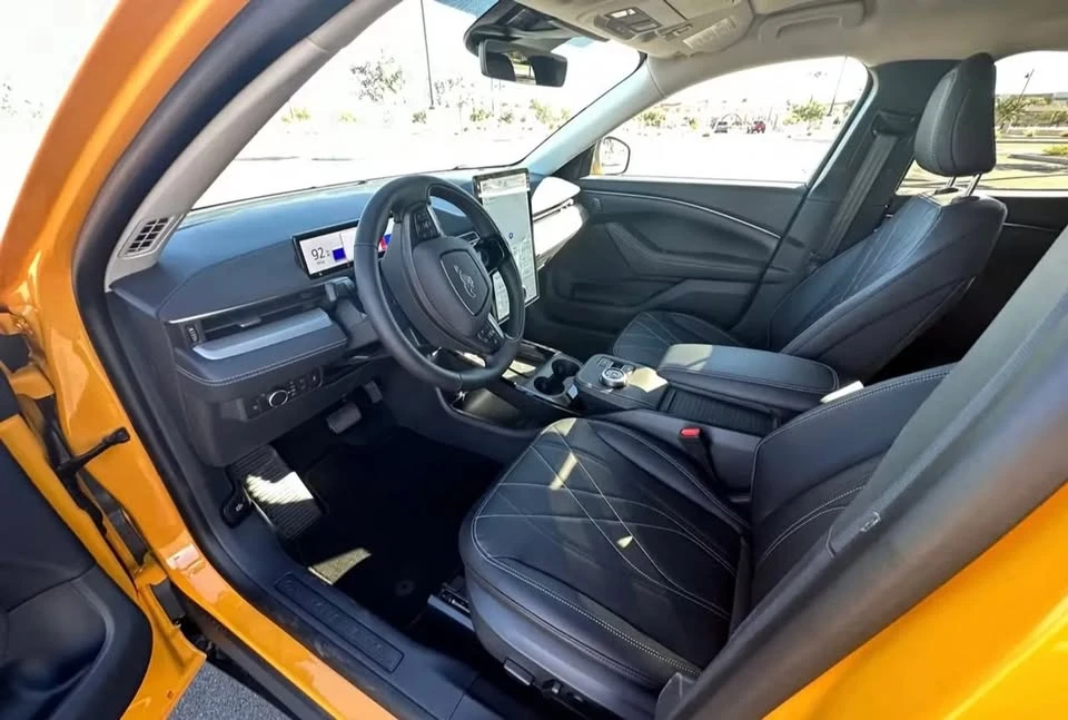 2022 Ford Mustang Mach-E - Image 8 of 9