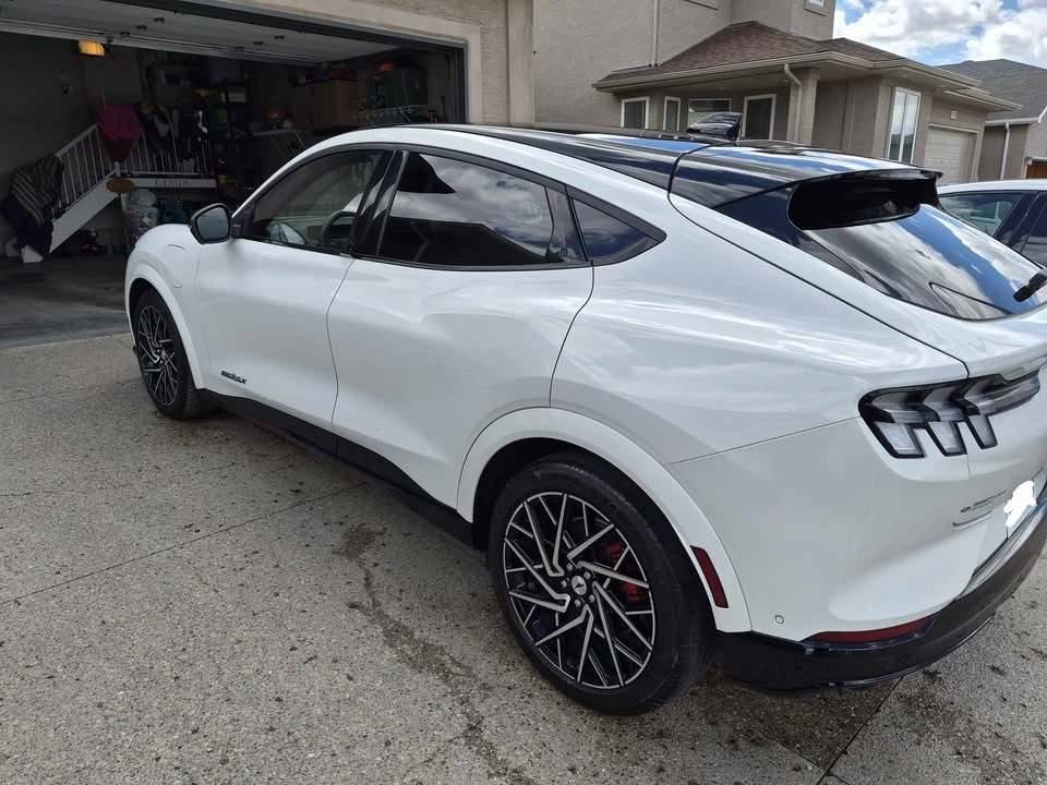 2022 Ford Mustang Mach-E - Image 5 of 11