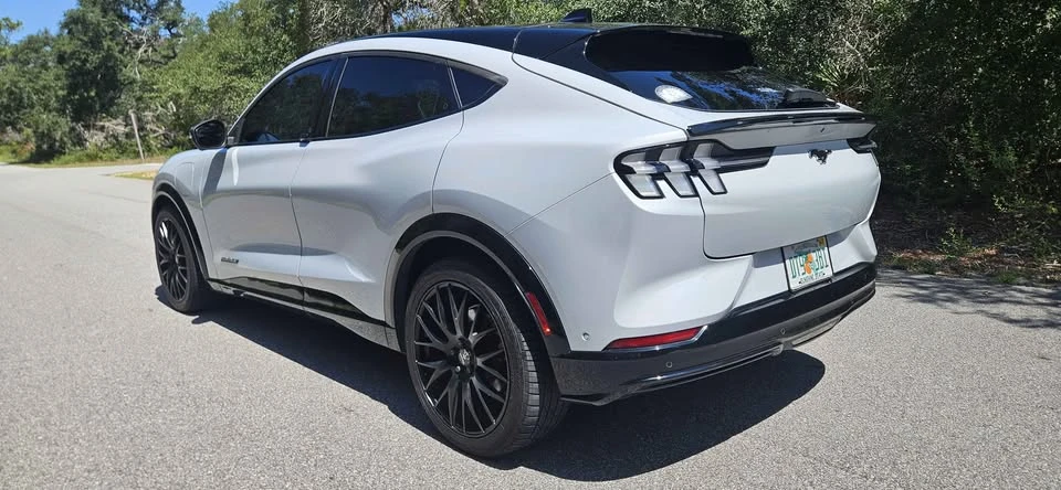2022 Ford Mustang Mach-E - Image 2 of 15