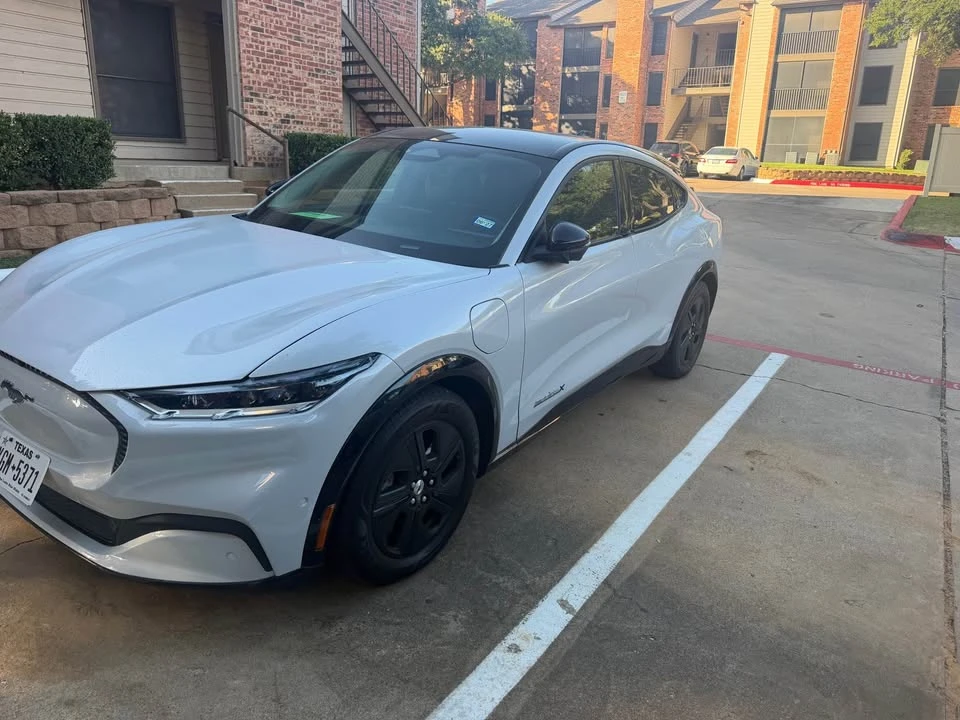 2022 Ford Mustang Mach-E - Image 3 of 10