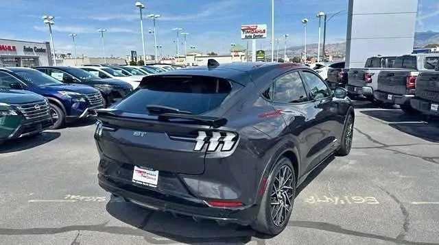 2022 Ford Mustang Mach-E GT