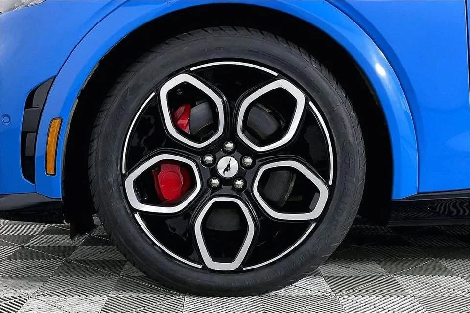 2022 Ford Mustang Mach-E - Image 6 of 12
