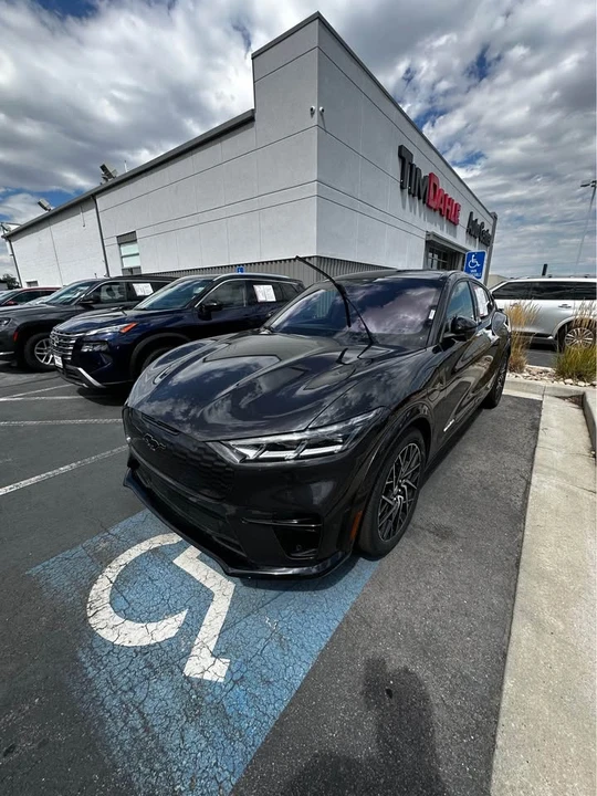 2022 Ford Mustang Mach-E - Image 2 of 5