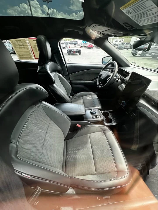 2022 Ford Mustang Mach-E - Image 5 of 5