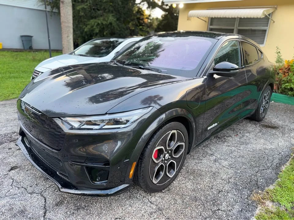 2022 Ford Mustang Mach-E - Image 2 of 7
