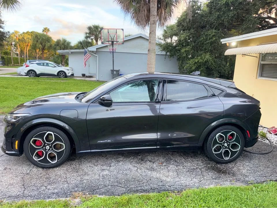 2022 Ford Mustang Mach-E - Image 3 of 7