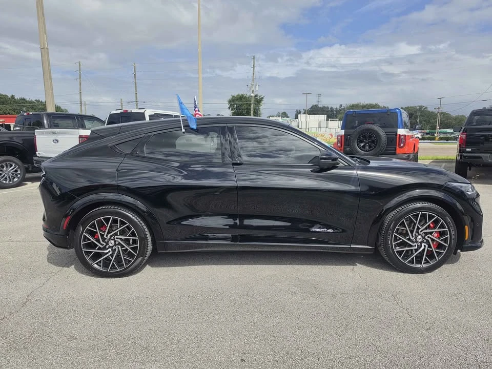 2022 Ford Mustang Mach-E - Image 3 of 12