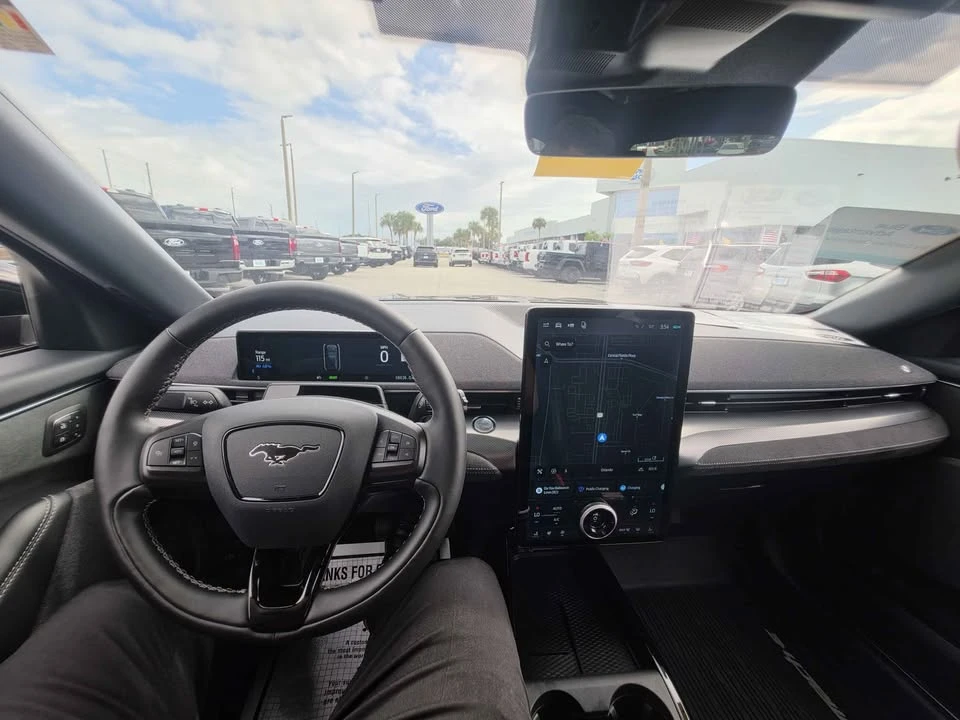 2022 Ford Mustang Mach-E - Image 10 of 12