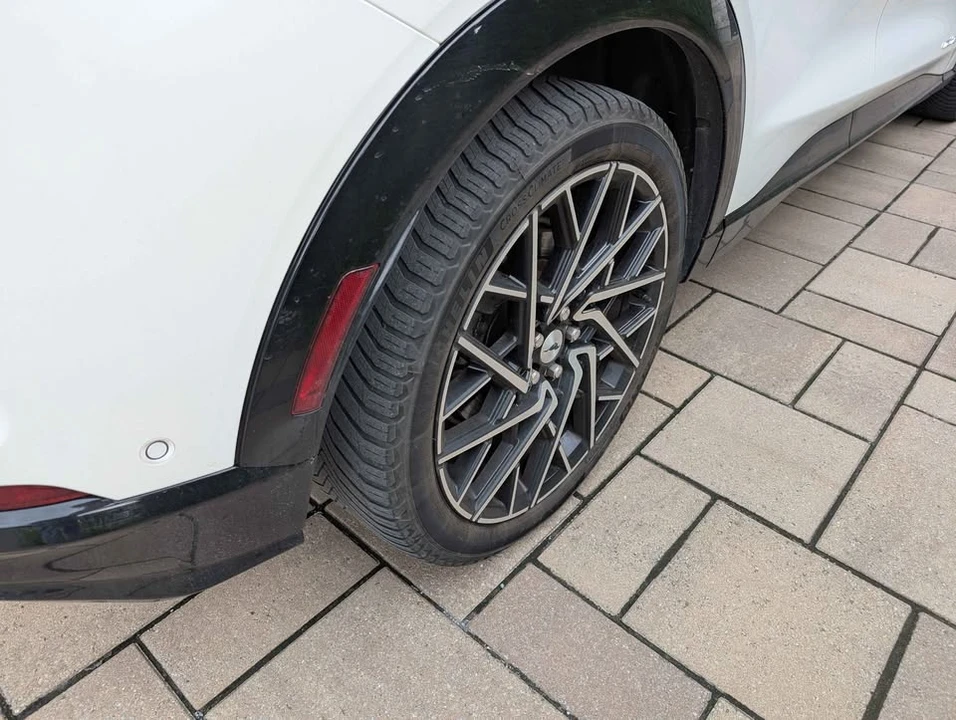 2022 Ford Mustang Mach-E - Image 7 of 11