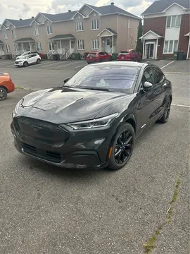 2022 Ford Mustang Mach-E Select