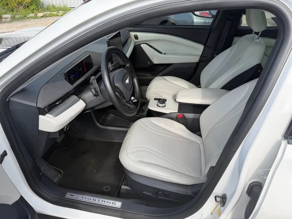 2022 Ford Mustang Mach-E - Image 8 of 17