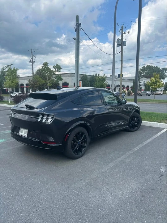2022 Ford Mustang Mach-E - Image 4 of 4