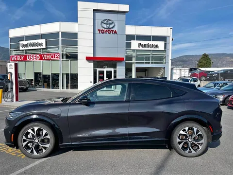 2022 Ford Mustang Mach-E Premium