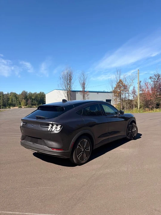 2022 Ford Mustang Mach-E - Image 5 of 13