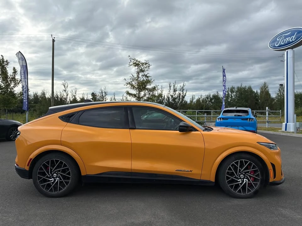 2022 Ford Mustang Mach-E - Image 4 of 11