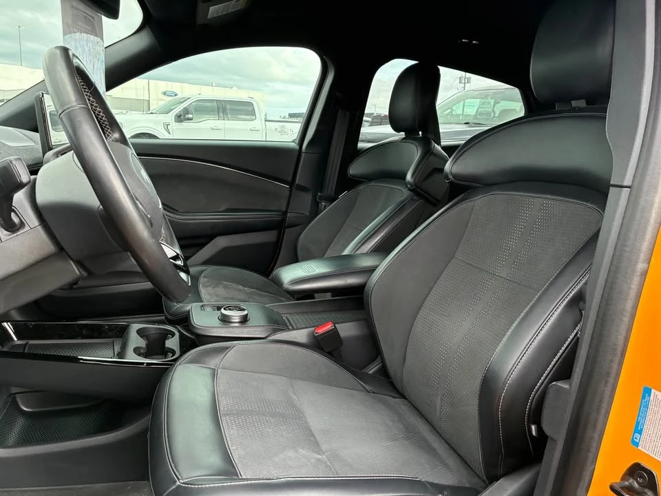 2022 Ford Mustang Mach-E - Image 10 of 11